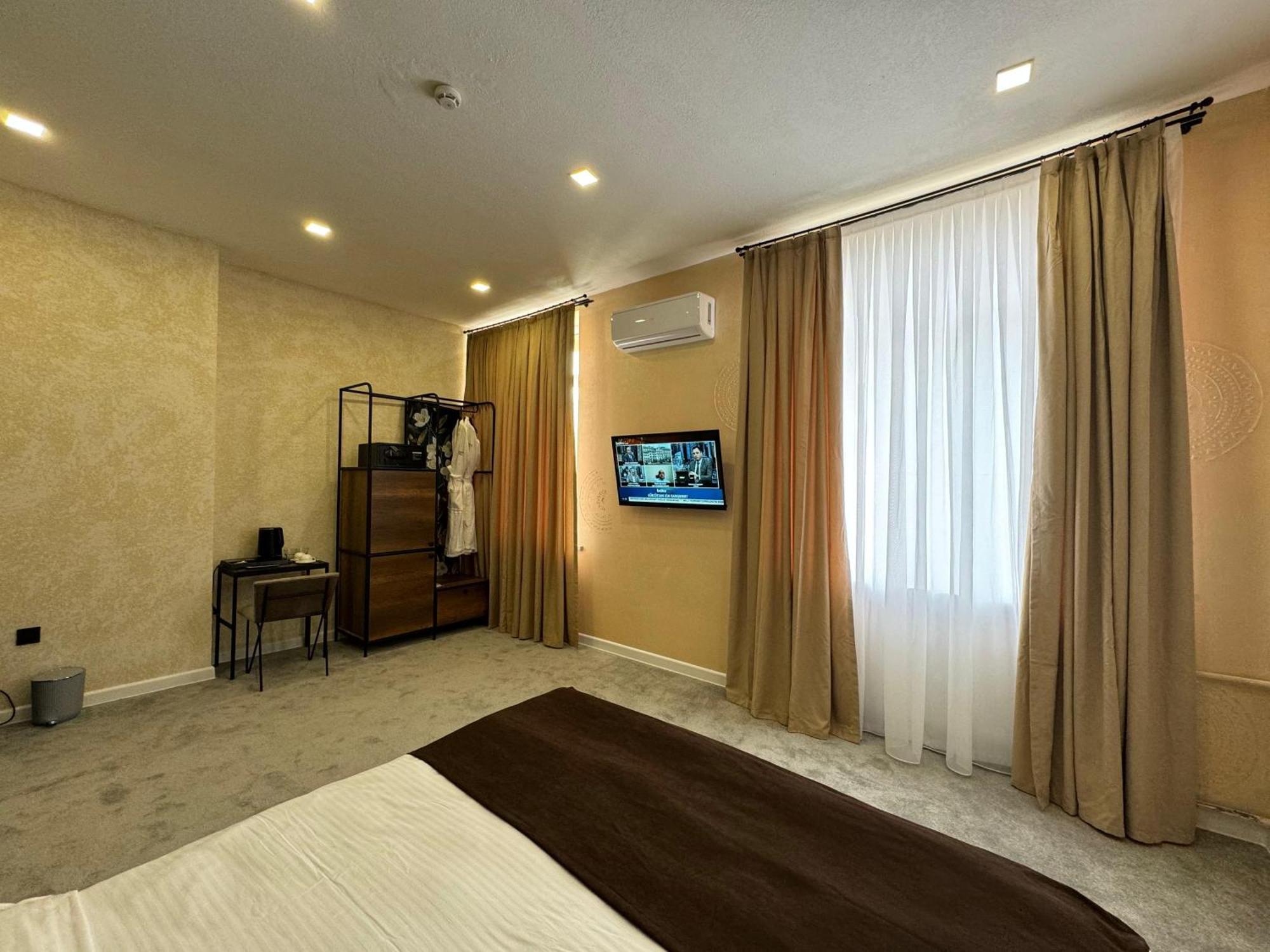 Liberta Hotel Баку Екстериор снимка