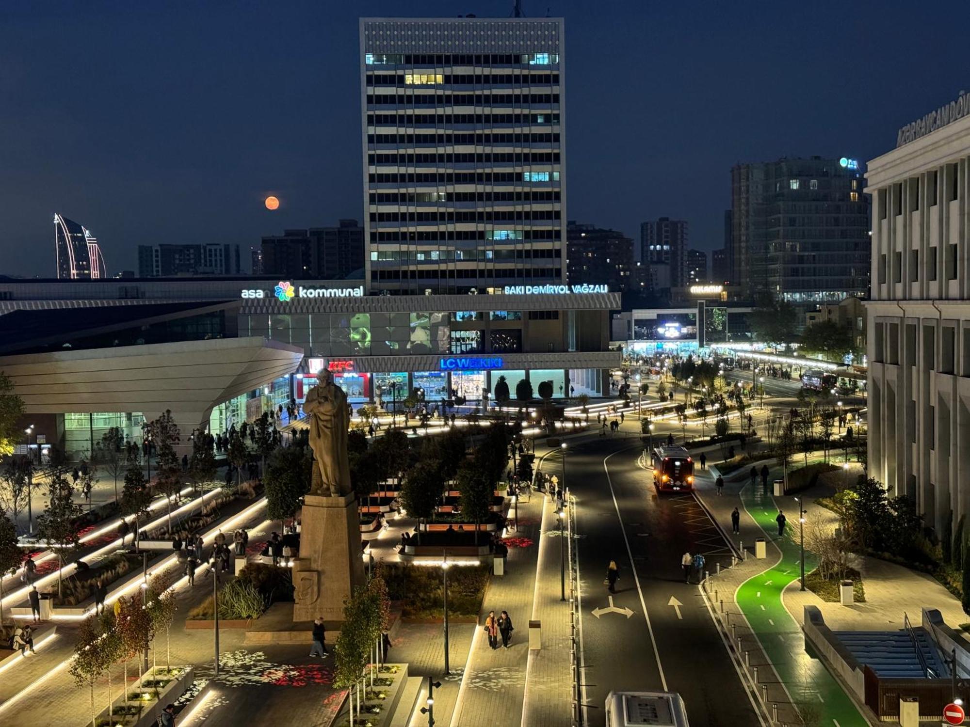 Liberta Hotel Баку Екстериор снимка